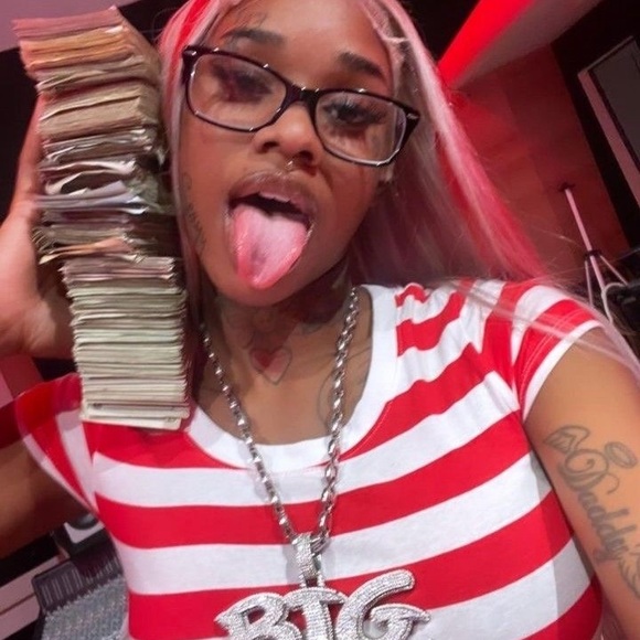 Meet your Posher, Rylee - Picture 1 of 1